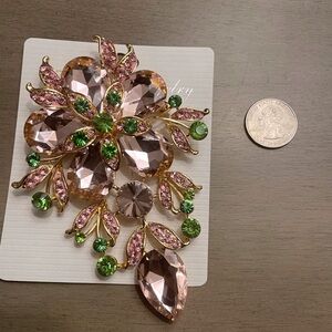 Fashion Jewelry Pink and Green Crystal Brooch